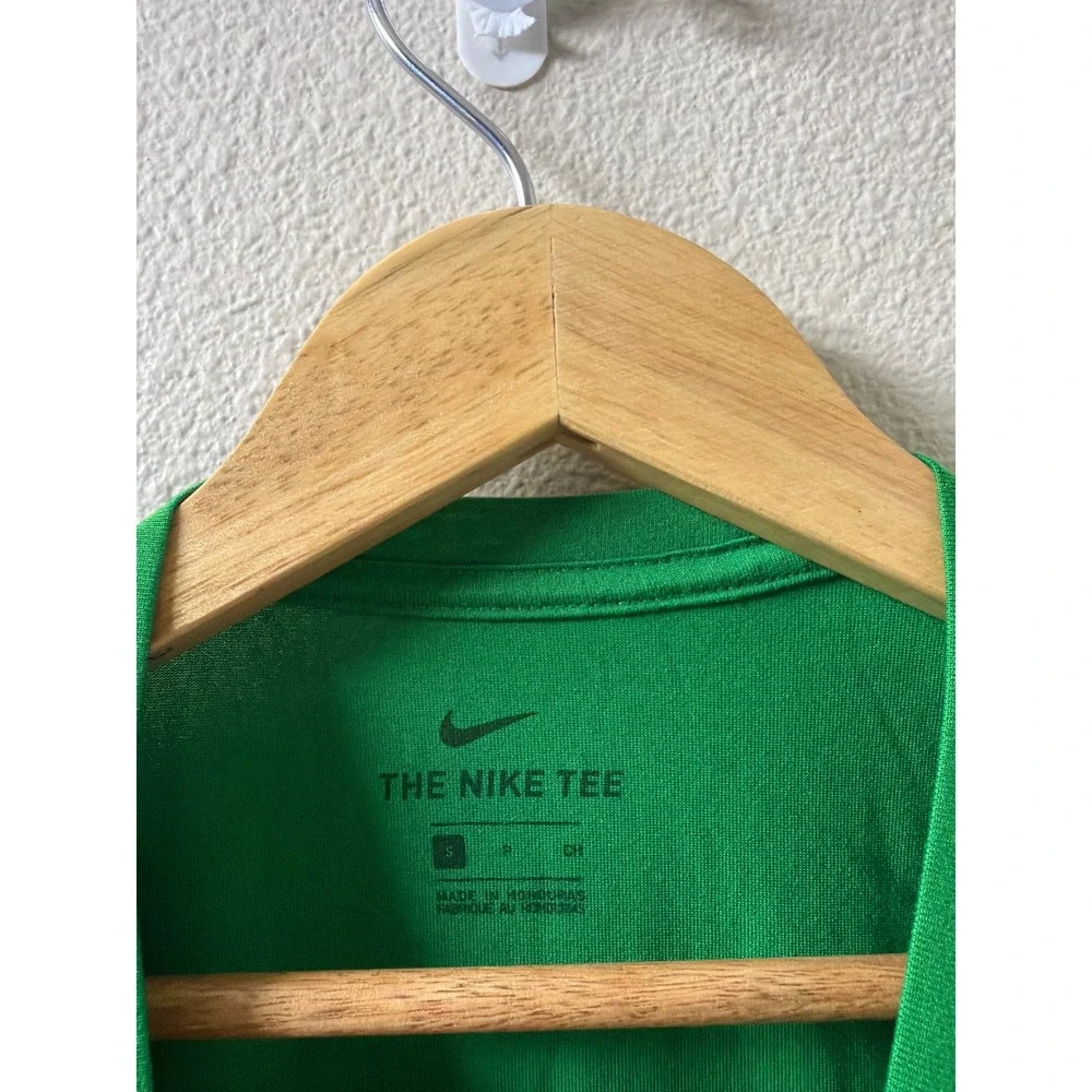Men's Nike Oregon Ducks Shirt Size Small